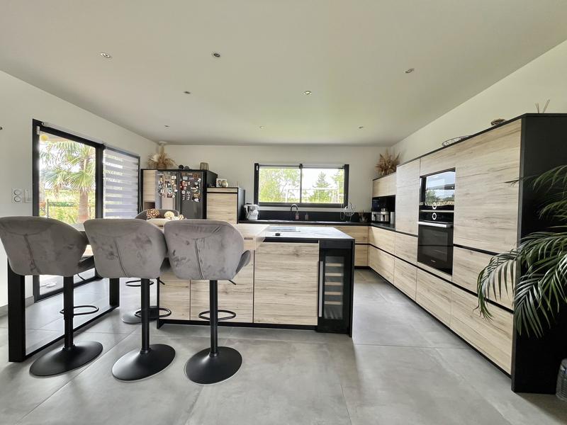 Villa - 169 m² - 5 pièces