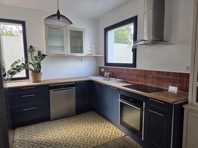 Maison - 137 m² - 7 pièces