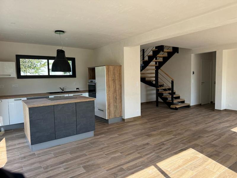 Maison - 118 m² - 6 pièces