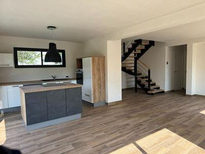 Maison - 118 m² - 6 pièces