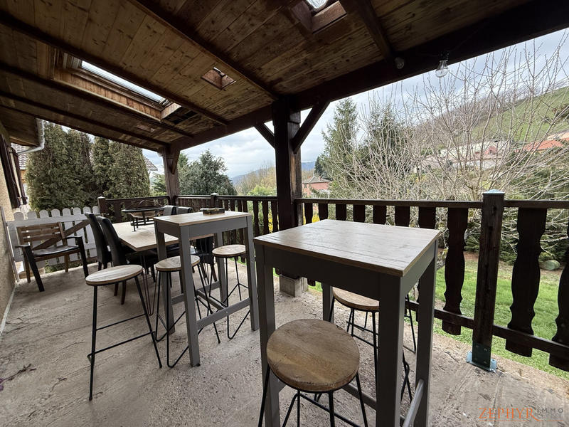 Villa - 90 m² - 4 pièces