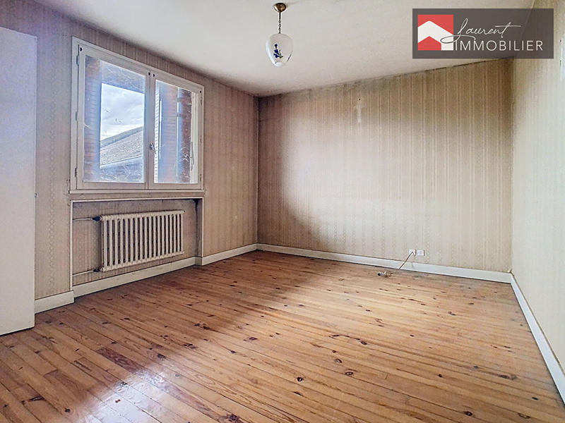 Maison - 160 m² - 8 pièces