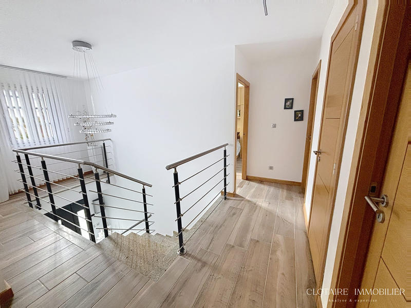 Maison - 155 m² - 7 pièces