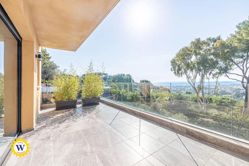 Villa - 372 m² - 8 pièces