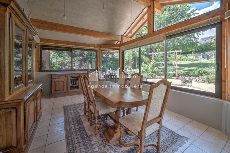 Maison - 103 m² - 5 pièces