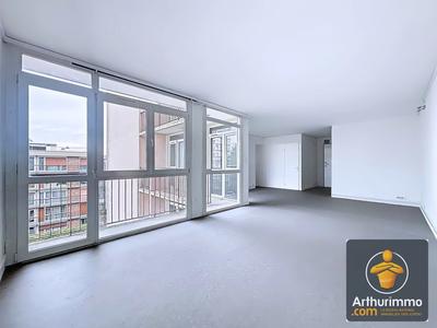 Appartement - 92 m² - 5 pièces