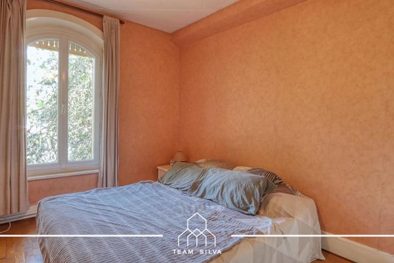 Maison - 165 m² - 6 pièces