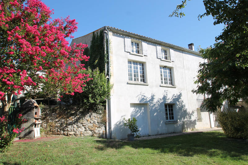 Maison - 177 m² - 6 pièces