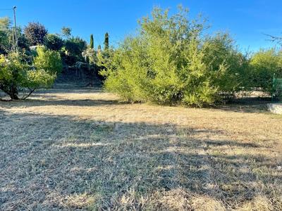 Terrain constructible - 997 m²