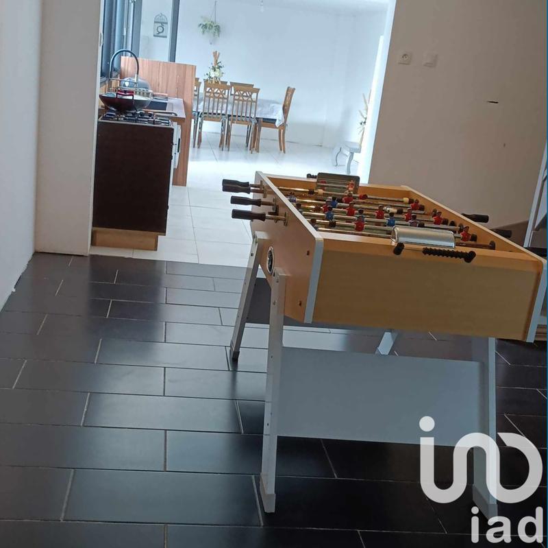 Maison - 260 m² - 9 pièces