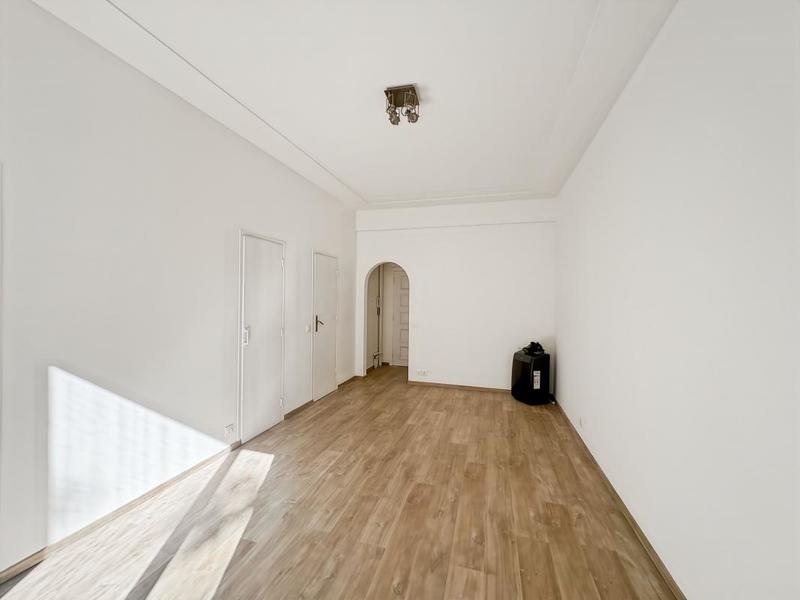 Studio - 30 m² - 1 pièce