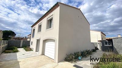 Villa - 100 m² - 5 pièces