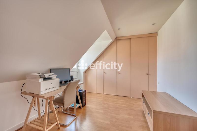 Pavillon - 116 m² - 6 pièces