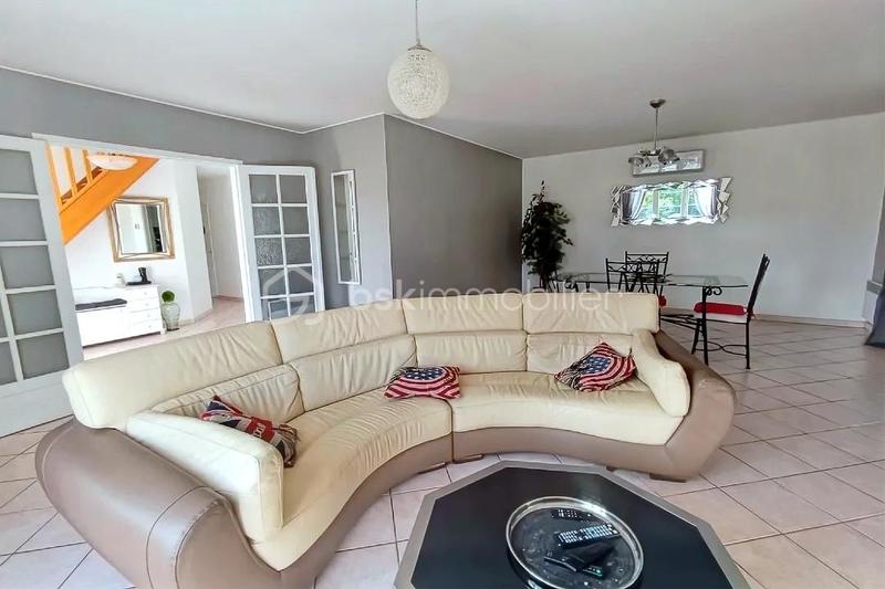 Maison - 150 m² - 6 pièces