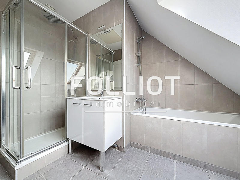 Maison - 98 m² - 5 pièces