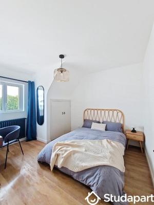 Chambre - 10 m² - 1 pièce