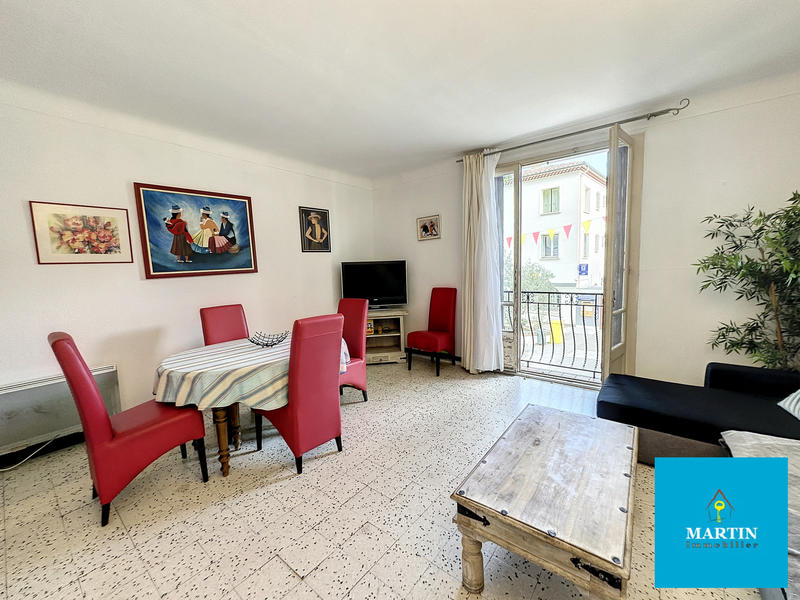 Fonds de commerce - Magasins - 123 m²