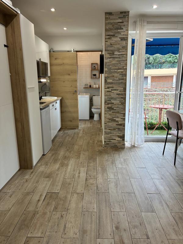 Studio - 26 m² - 1 pièce