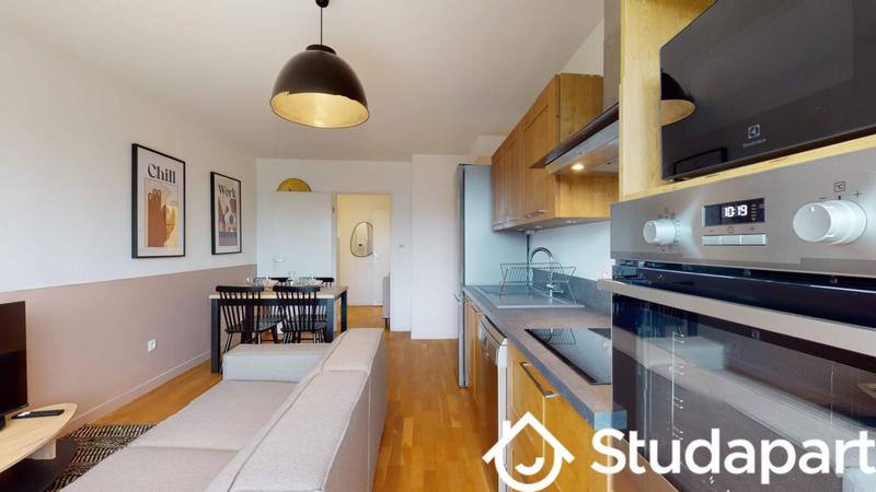 Chambre - 9 m² - 1 pièce