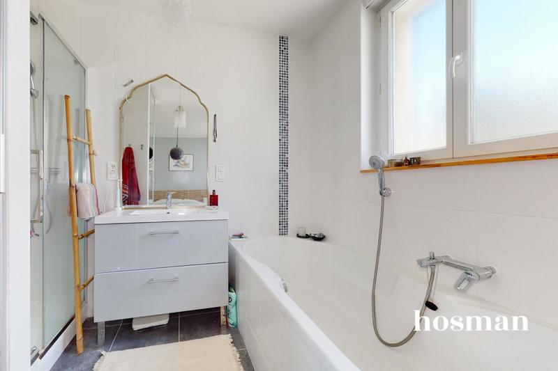 Appartement - 101 m² - 4 pièces