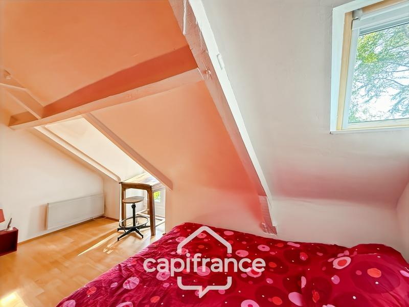 Maison - 205 m² - 8 pièces