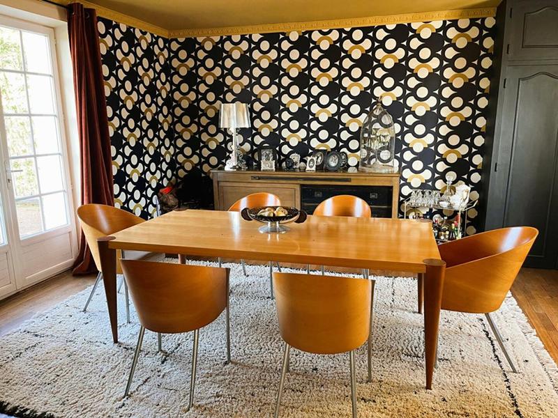 Maison - 180 m² - 7 pièces