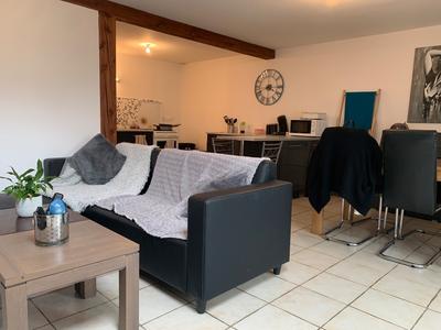 Appartement - 86 m² - 4 pièces