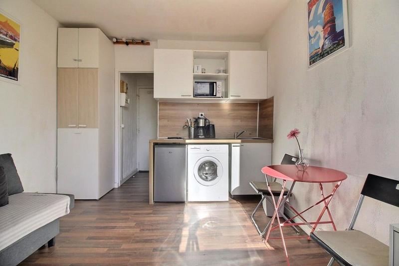 Studio - 15 m² - 1 pièce