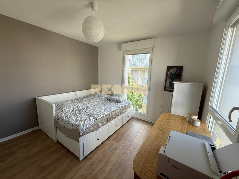 Appartement - 85 m² - 4 pièces