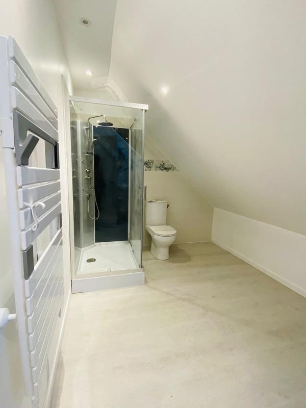 Maison - 130 m² - 7 pièces