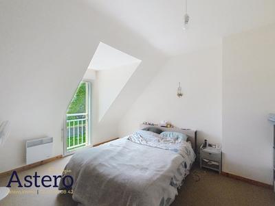 Maison traditionnelle - 94 m² - 4 pièces