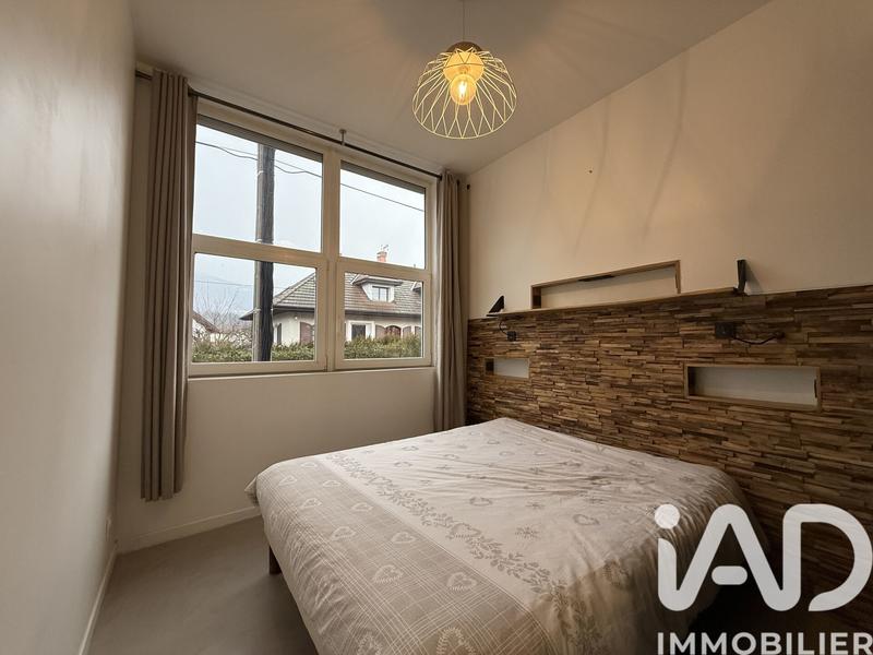 Loft - 95 m² - 4 pièces