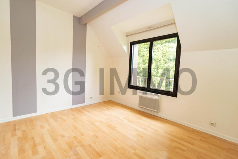 Maison - 94 m² - 4 pièces