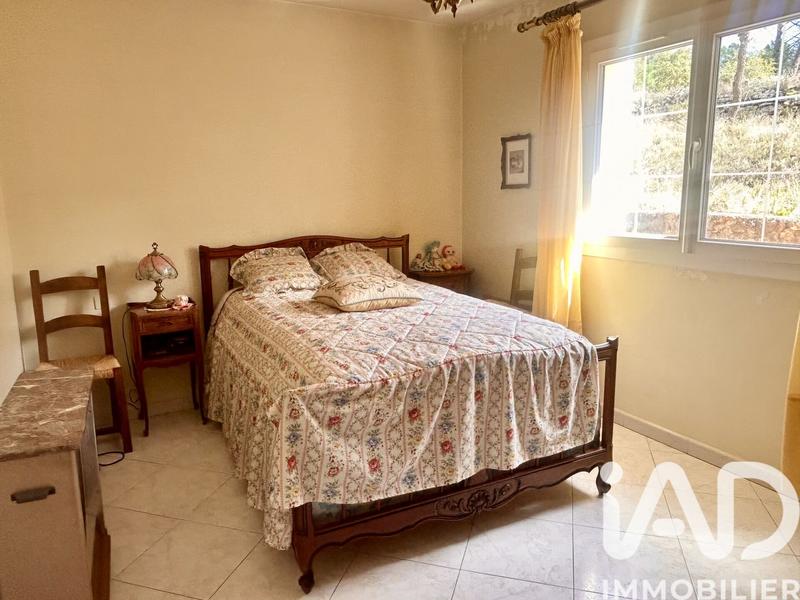 Maison - 90 m² - 3 pièces