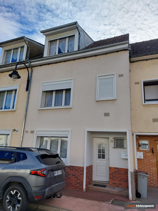 Maison - 88 m² - 5 pièces