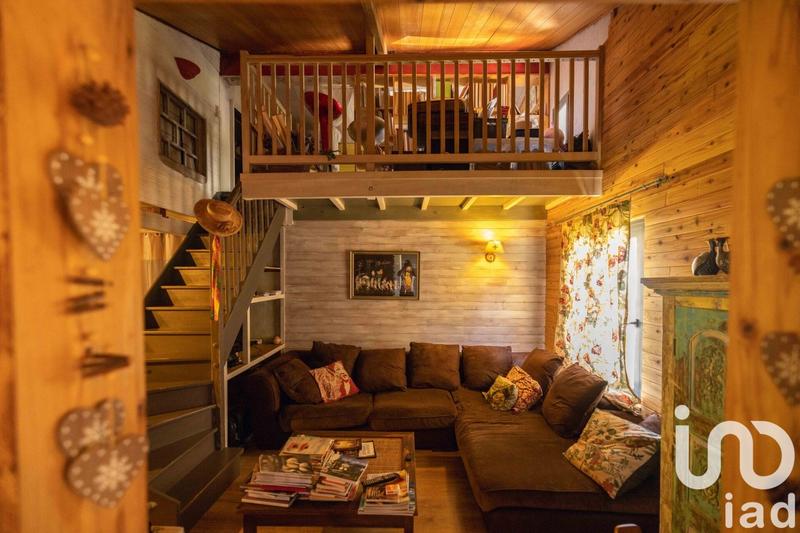 Maison - 200 m² - 6 pièces