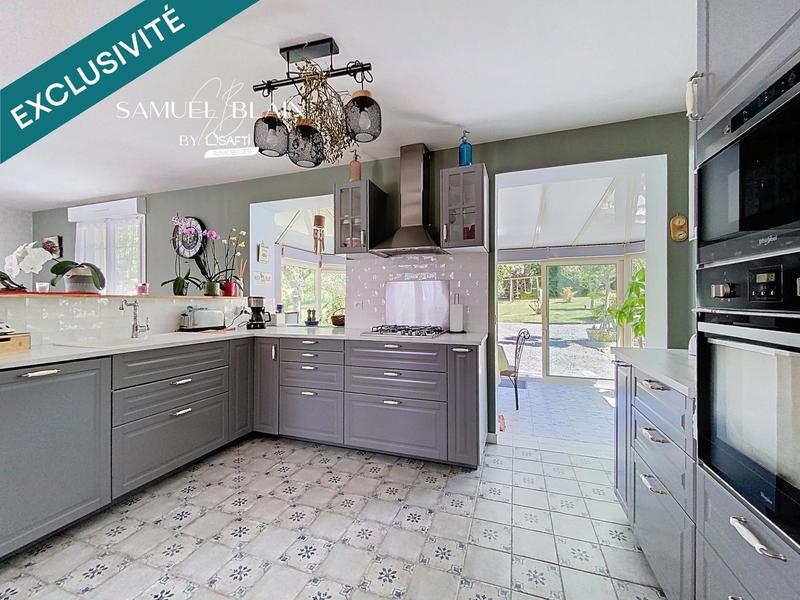 Maison - 170 m² - 7 pièces