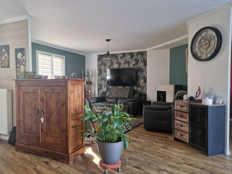 Maison - 158 m² - 8 pièces