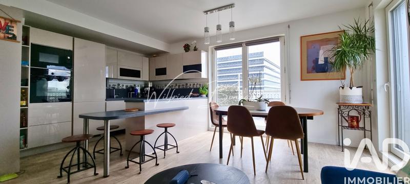 Appartement - 99 m² - 5 pièces