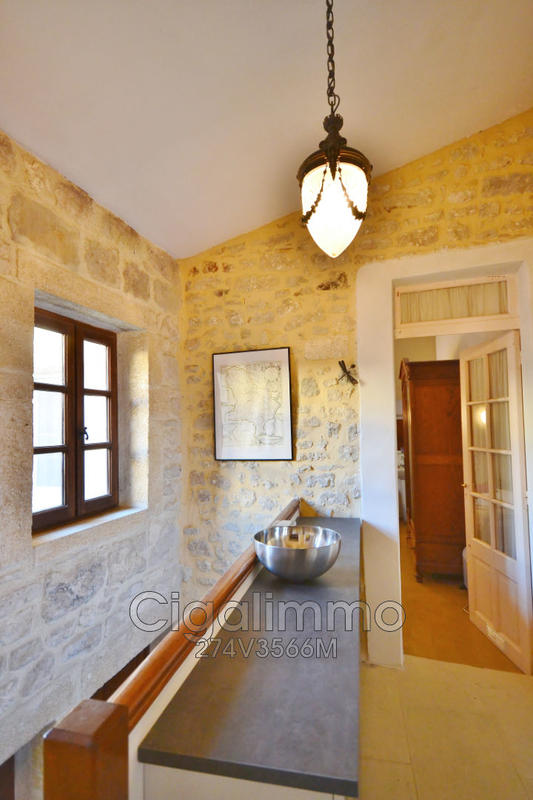 Maison en pierre - 176 m² - 7 pièces