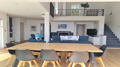 Villa - 210 m² - 6 pièces