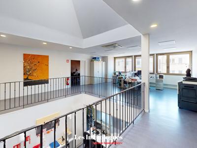 Local commercial - 450 m² - 20 pièces