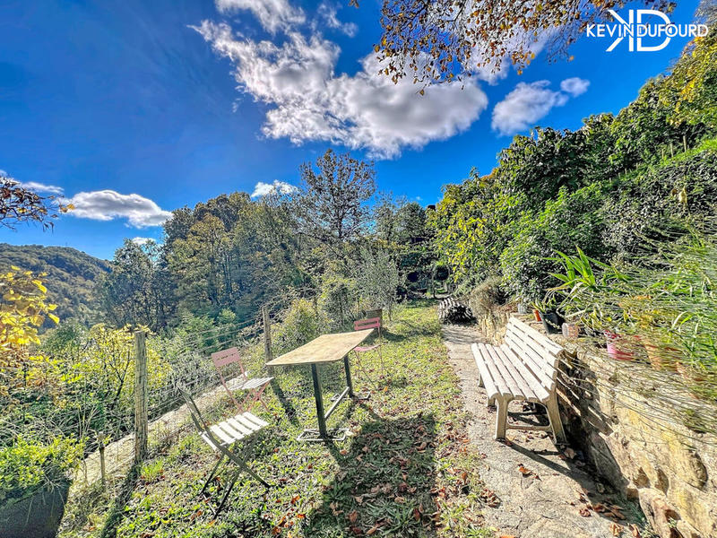 Maison - 200 m² - 7 pièces