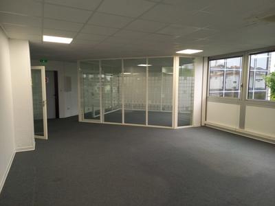 Bureau - 142 m²