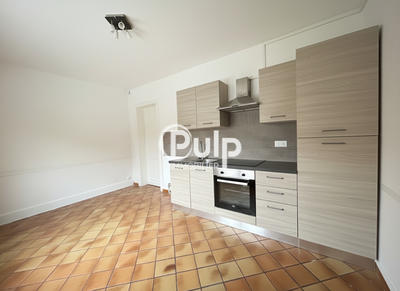 Maison - 96 m² - 4 pièces