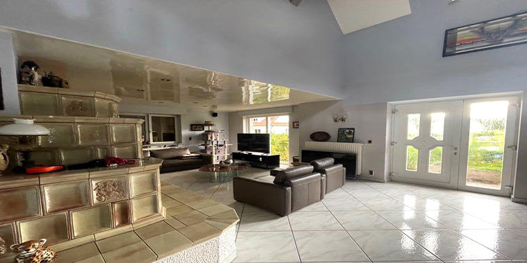 Maison de maîtres - 320 m² - 6 pièces