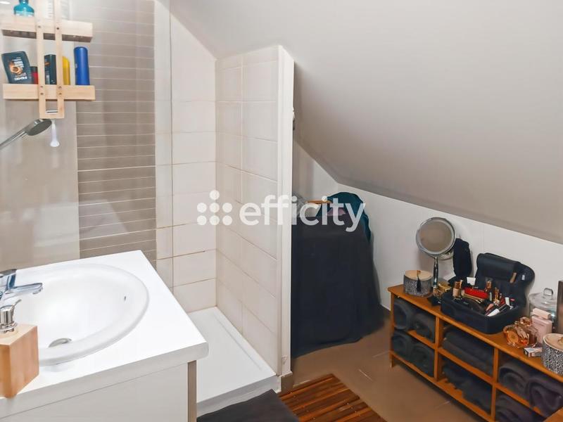 Appartement - 92 m² - 4 pièces