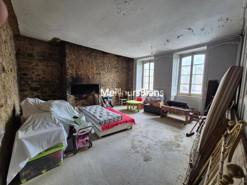 Immeuble - 240 m² - 8 pièces