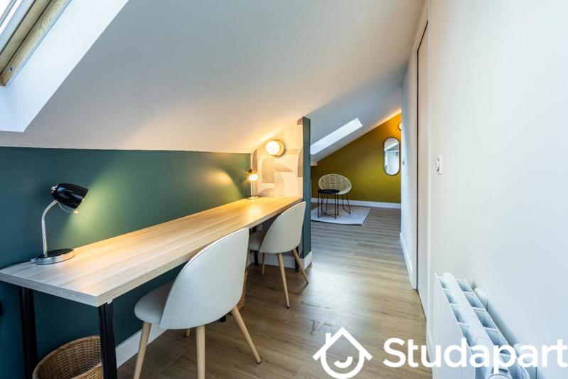 Chambre - 14 m² - 1 pièce