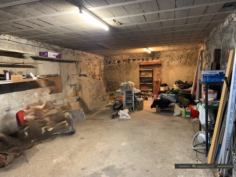 Parking / Garage - 50 m²